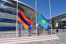 У посла аж глаза сузились: Армения показала себя на ЭКСПО в Астане