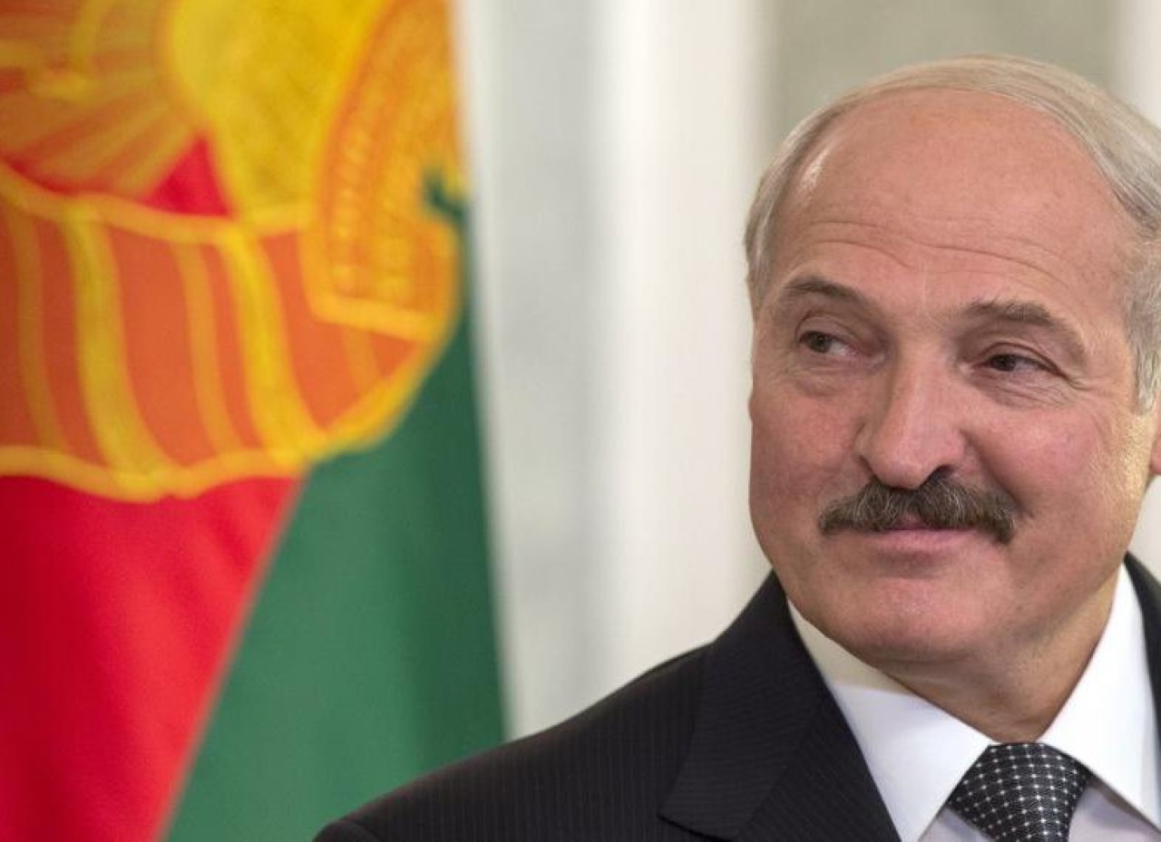 Лукашенко рассказал, чьи прошения он смывает в унитаз