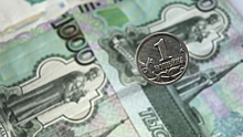 Financial Times: рубль помогает России обходить санкции