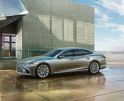 Lexus представил в Женеве новый седан LS