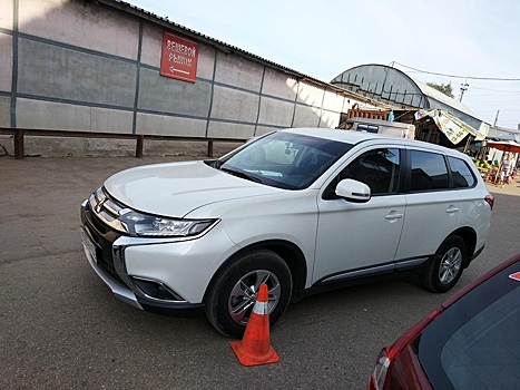 На рынке «Норд» водитель Mitsubishi Outlander сбил 13-летнего велосипедиста