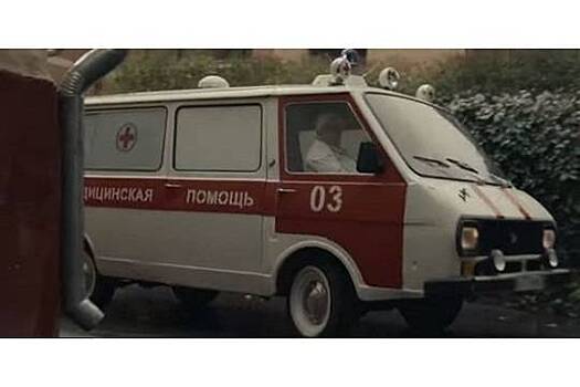 Главврачи столичных больниц подарили музыкальный клип «скорой»