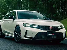 Gif-обзор: Honda Civic Type R 2023 — самый мощный в истории модели