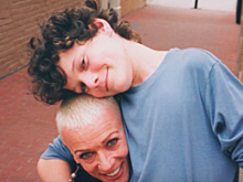 Появился трейлер документального фильма памяти актера Антона Ельчина «С любовью, Антоша»