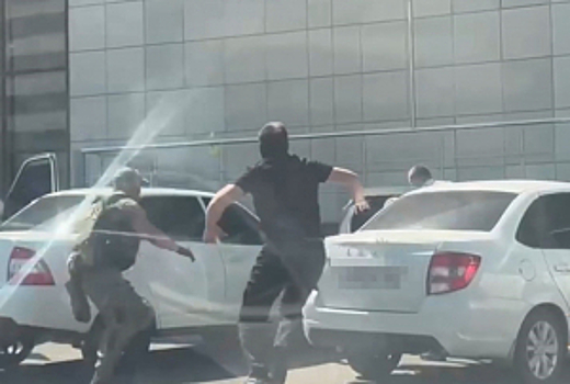 В Ставрополе полицейские пресекли противоправную деятельность банды, вымогавшей у жителей региона крупные суммы