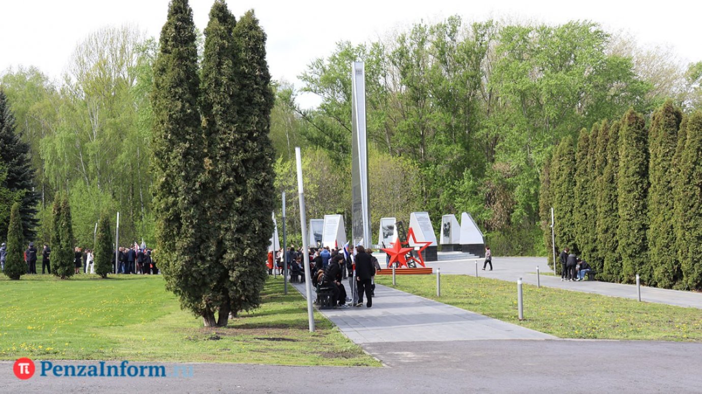 Участников праздника в День трудовой доблести Пензы оставили без туалета