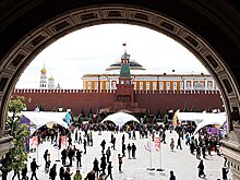 Москвичей приглашает книжный фестиваль "Красная площадь"