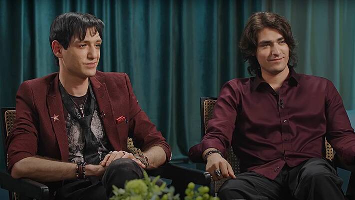 Мини юбкадағы қыздар: өте интимдік фотосуреттер