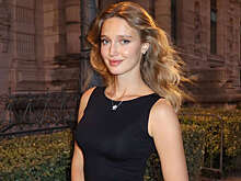 Блогерше Еве Коктыш отказались продавать вещи Saint Laurentd в Париже