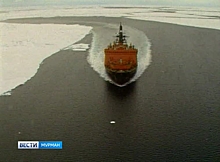 Ледокол «50 лет Победы» отправился на Северный полюс