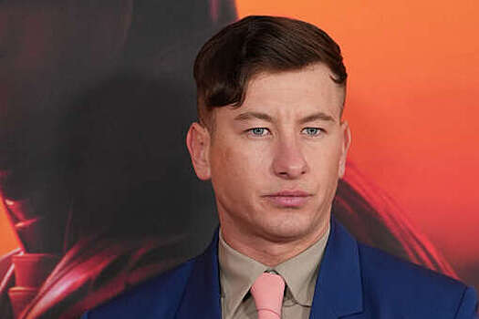 Актер Кеоган удалил соцсети из-за преследователей и неприятных комментариев