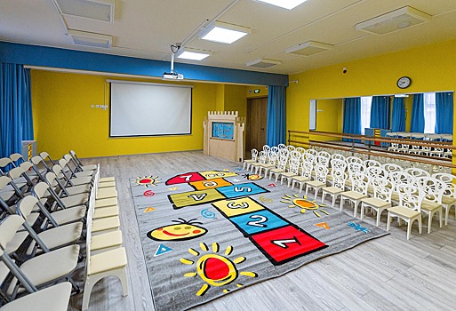 Застройщики безвозмездно передадут Москве ещё 17 школ и детских садов