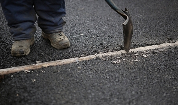 Подрядчик приступил к ремонту дороги на проспекте Жукова в Волгограде