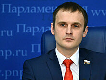 Леонов предложил освободить врачей от бумажной работы