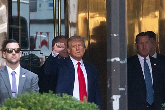 Депутат Новиков: Трамп не делает шагов назад в вопросе урегулирования на Украине