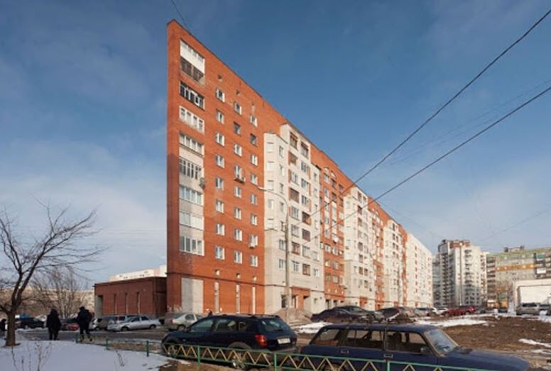 Как выглядит "плоский дом" в Нижнем Новгороде