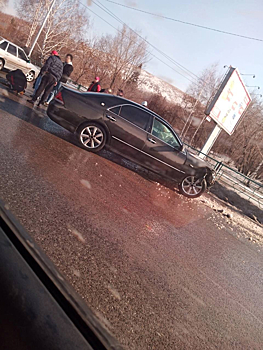 Женщина из-за роковой ошибки попала под колеса машины в Кузбассе
