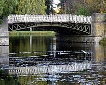 В Павловском парке восстановят паромную переправу и Олений мост