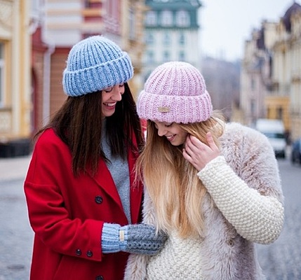 Модные шапки для женщин: тенденции зимнего сезона Стиль: Ценности: эталон62.рф