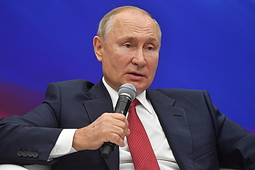 Путин предложил сделать единовременные выплаты всем пенсионерам и военнослужащим