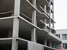 ​В Екатеринбурге разрешили достроить «заброшку» на Октябрьской площади