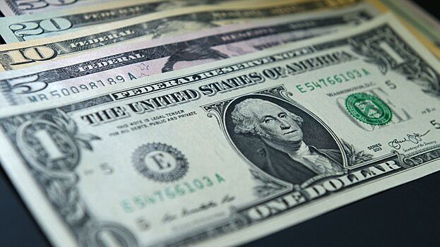 Российские банки перезапустили прямые переводы в долларах США и евро