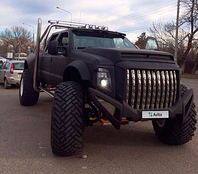 Понравится ли вам этот модифицированный Ford F-350 из России?