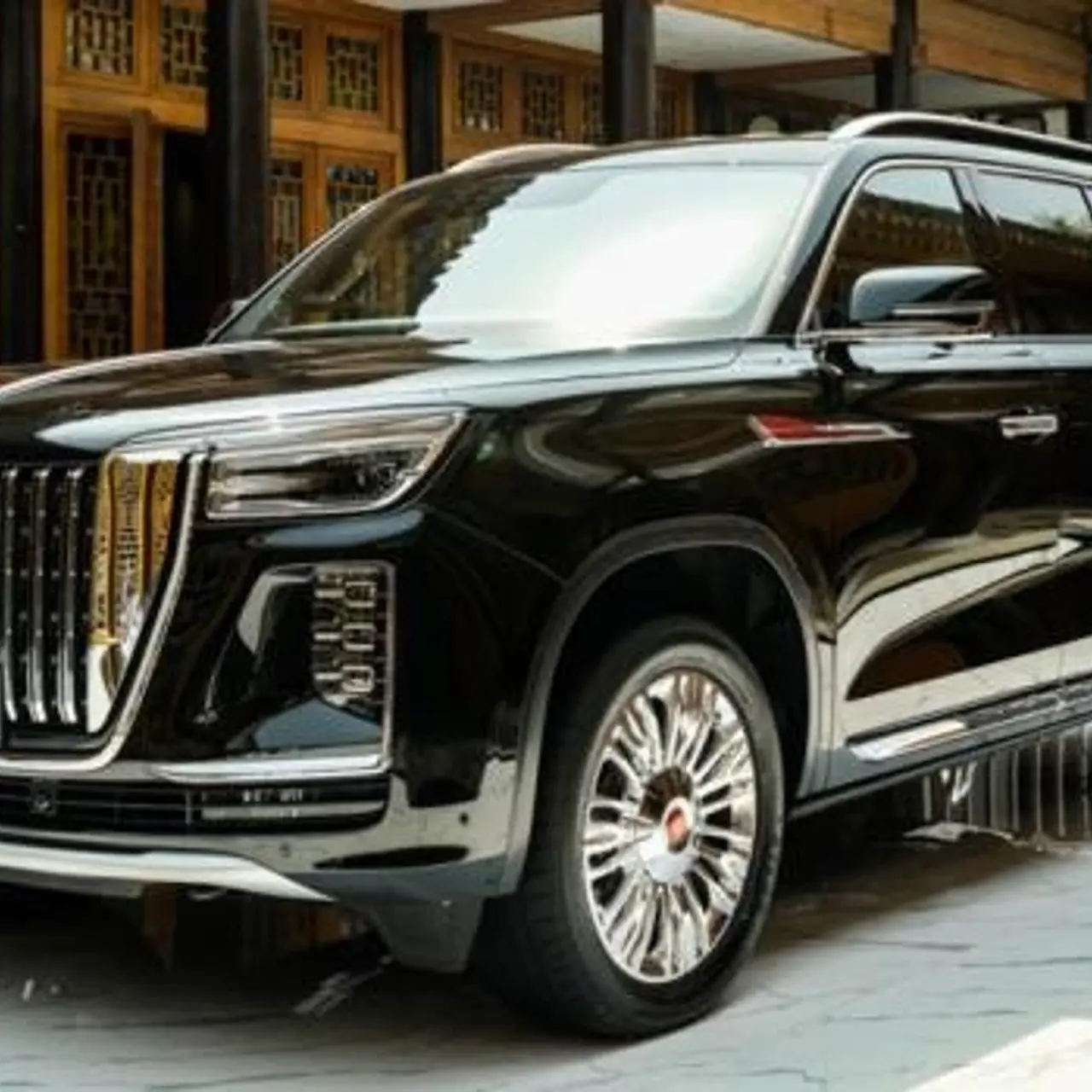 Китайский Rolls-Royce Cullinan готовится к премьере. Hongqi LS7 2022  показали на первых снимках - Рамблер/авто