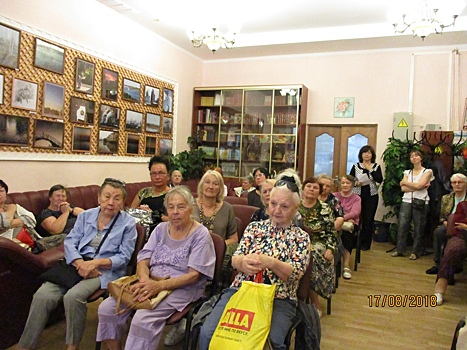 Посетителей ЦСО «Ломоносовский» филиал «Коньково» познакомили с творчеством Сологуба