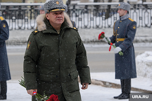 Глава Минобороны РФ прилетел 30 января в Екатеринбург