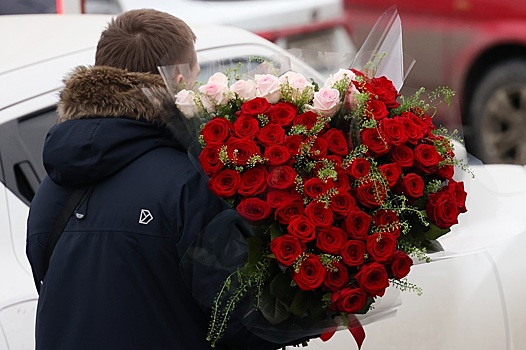 Российский рынок в полном объёме обеспечен цветами перед 8 Марта
