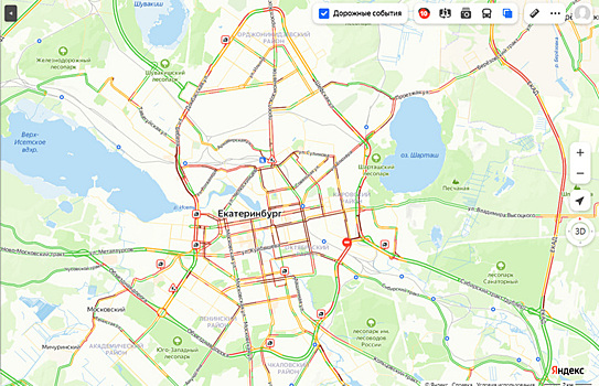 Екатеринбург застрял в 10-балльных пробках