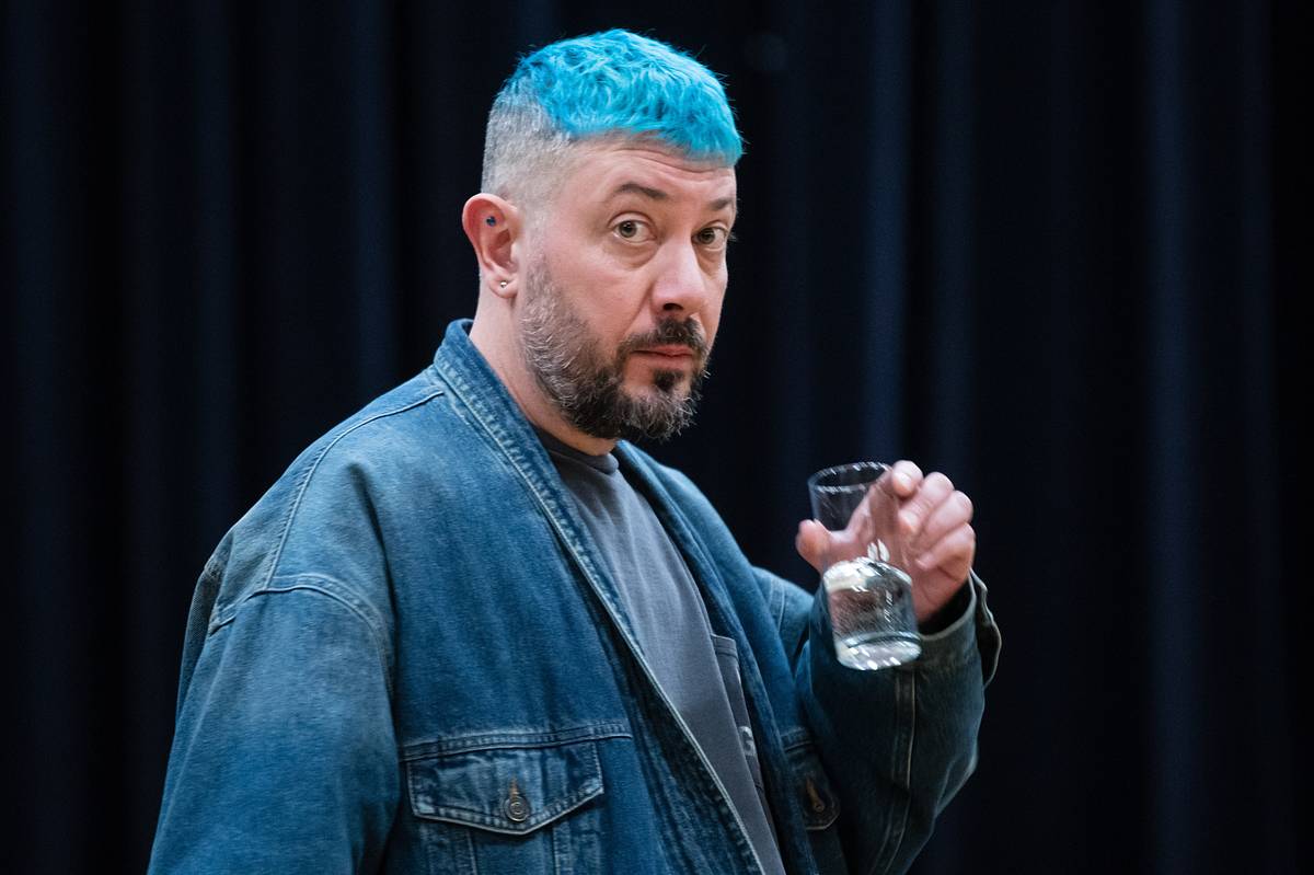 Артемий Лебедев дал совет живущим на Западе людям