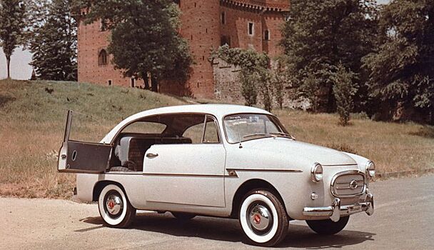 Необычный Fiat 600 от мастерской Accossato, у которого было две с половиной двери