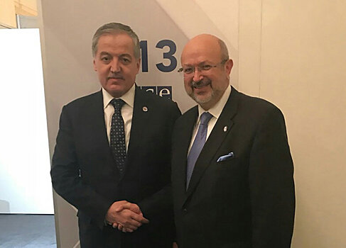 Аслов и комиссар ОБСЕ обсудили сотрудничество в сфере прав человека