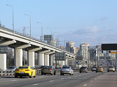 Движение перекрыли на МКАД в районе Ленинградского шоссе
