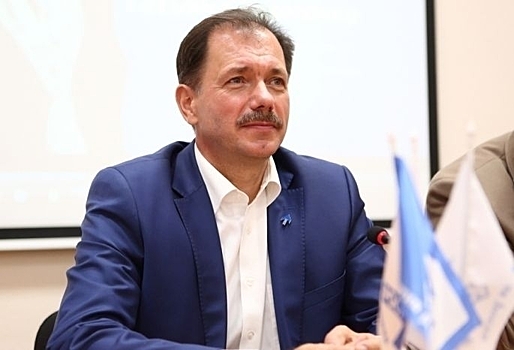 На округе Половинко за мандат депутата омского Заксобрания будут бороться экс-глава «Сиблифта» Гожелев и ...