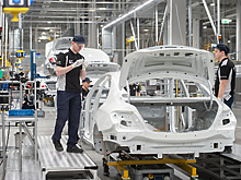 Дети из реабилитационного центра побывали в кузовном цехе Mercedes‑Benz в Солнечногорске