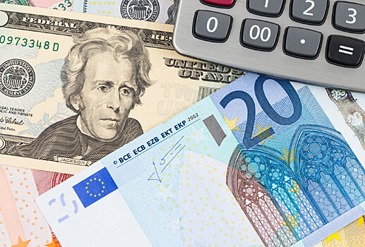 Названы курсы доллара и евро после снижения геополитических рисков
