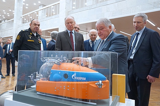 Патрушев назвал новые материалы ключевым приоритетом кораблестроения России