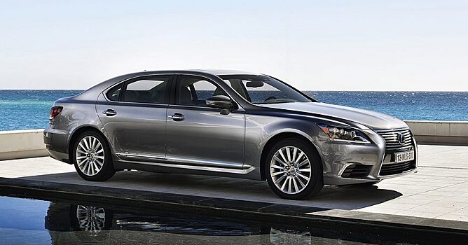 Новый Lexus LS покажут в октябре