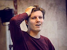 Актёр омской "Галёрки" снимается в столице в роли Андрея Миронова