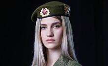 Вдова погибшего в СВО курянина Никиты Карпова участвует в фотопроекте «Жёны героев»