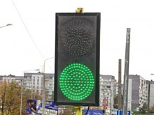 Бордюр перекрыл полосу: пензенец недоволен дорогой у ТЦ «Весна»