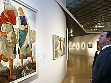 Медведев посетил биеннале современного искусства на Крымском валу