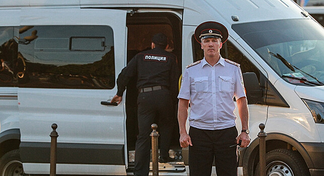 Экс-сотрудников банка в Москве задержали за растрату