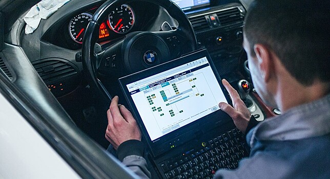 Машины, ввезенные по параллельному импорту, стали блокироваться в России