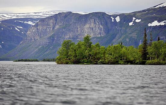 «Портал в ад» и следы Гипербореи: загадочные места Мурманской области