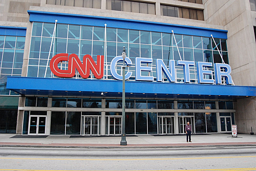 CNN уволил телеведущего Дона Лемона после 17 лет работы