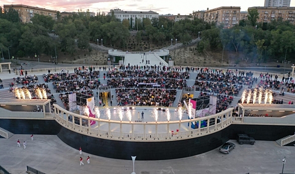 В Волгограде в амфитеатре пройдет выставка современного искусства